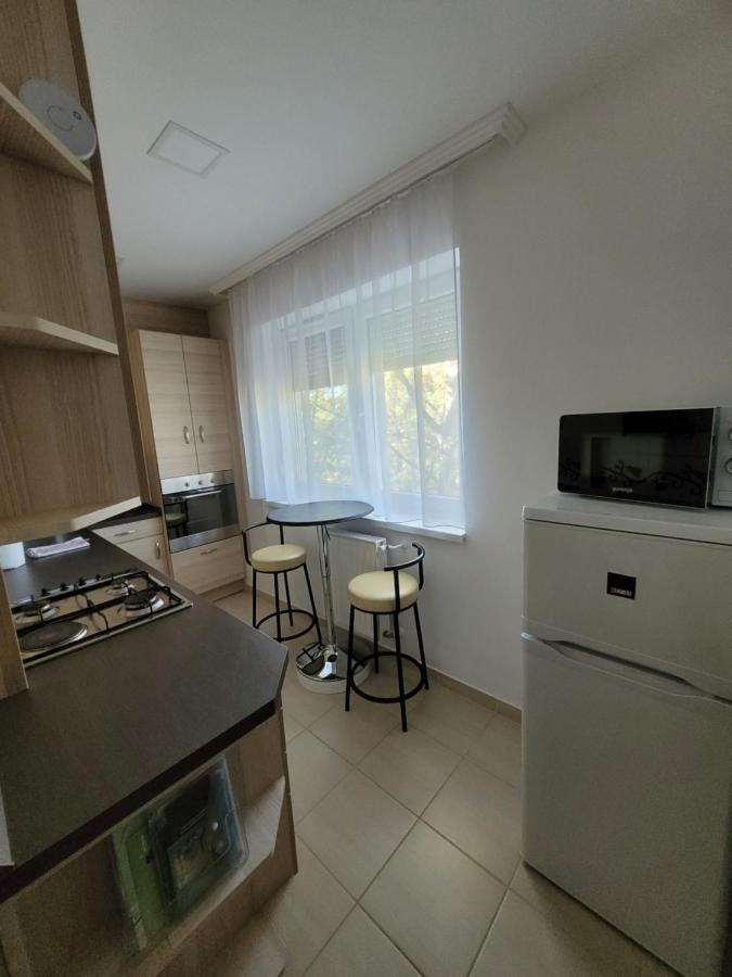 Matrix Apartman Bekescsaba Exteriör bild
