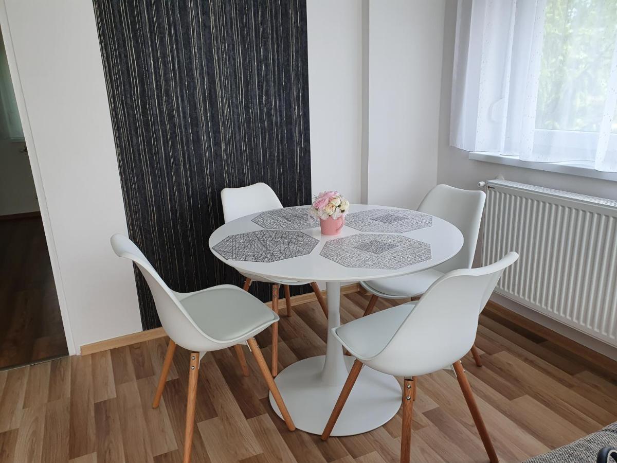 Matrix Apartman Bekescsaba Exteriör bild