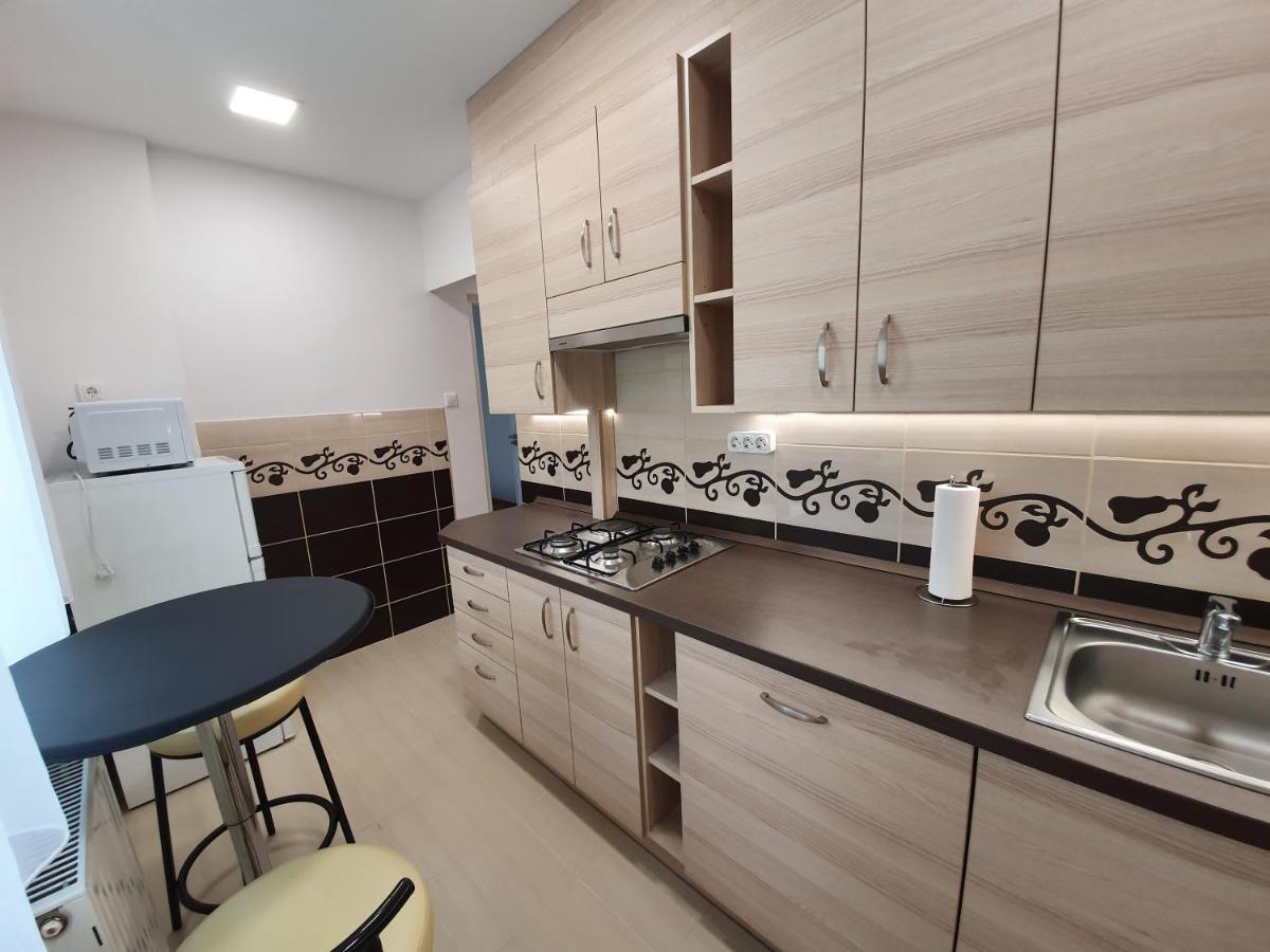Matrix Apartman Bekescsaba Exteriör bild