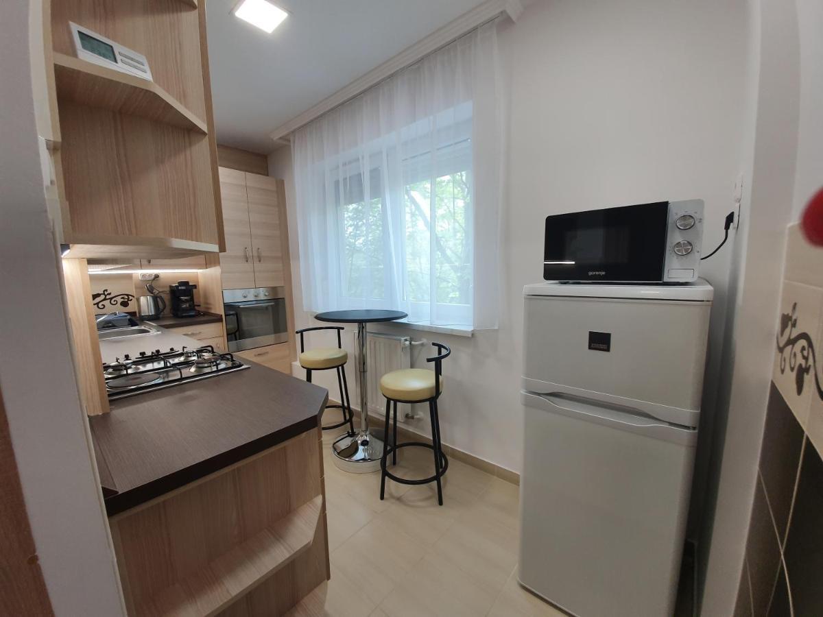 Matrix Apartman Bekescsaba Exteriör bild